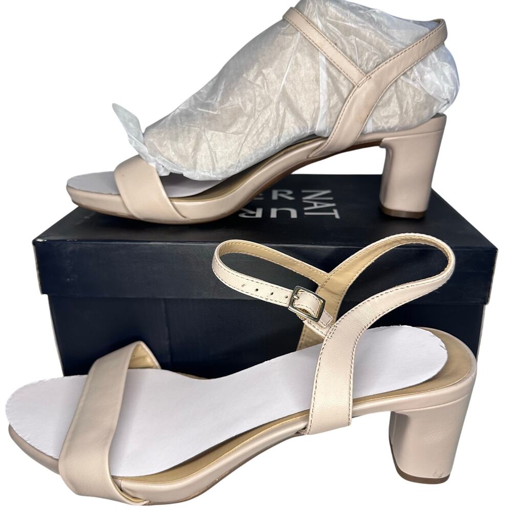 NIB Womans Naturalizer bristol wedge ankle strap dress shoes size 12